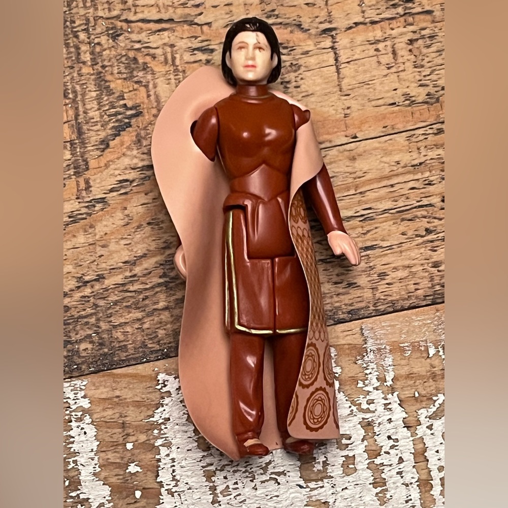 Star Wars: 1980 Princess Leia Organa Bespin Gown 3.75" Action Figure. RARE FIND